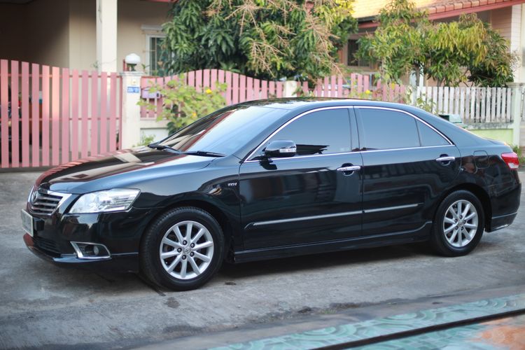 Toyota Camry 2011 2.0 G Sedan เบนซิน LPG เกียร์อัตโนมัติ ดำ รูปที่ 2