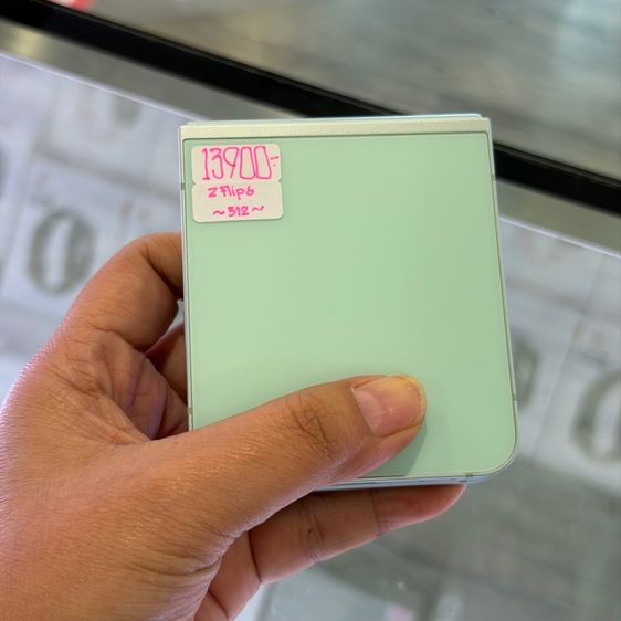 Samsung Z Flip6 512GB สีเขียว เครื่องศูนย์ สภาพสวยมากๆ จอ6.7นิ้ว แรม12รอม512 Snap8 Gen3 กล้อง50ล้าน(2ตัว)🔥🔥 รูปที่ 8