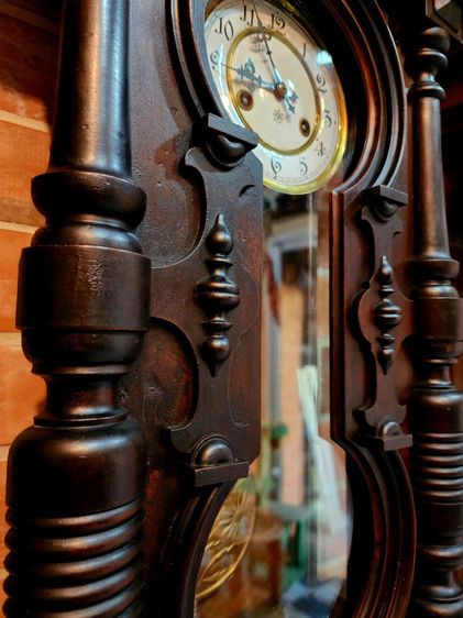 นาฬิกาลอนดอน junghnas รูปที่ 6