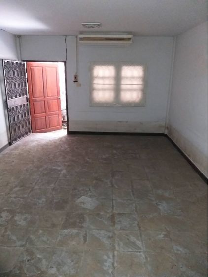 อื่นๆ สร้างเสร็จก่อน 2010 ไม่มี ใช่ ขายด่วน บ้านราคาหลุดจอง ไม่ถึงล้าน ม.เลิศอุบล คลอง 5 ลำลูกกา — เหมาะรีโนเวทกำไรดี รูปที่ 3