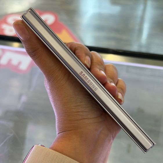Samsung Z Fold6 สีเงิน เครื่องศูนย์ สภาพสวย จอ7.6นิ้ว แรม12รอม256 Snap8 Gen3 กล้อง50ล้าน(3ตัว) เครื่องใช้งานดีเยี่ยม ครบยกกล่อง🔥🔥 รูปที่ 11