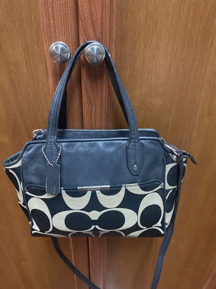 กระเป๋าส