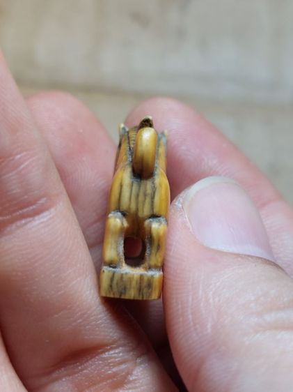 เครื่องรางหมูอาจารย์เฮงไพรวัลย์เก่ามาก รูปที่ 5