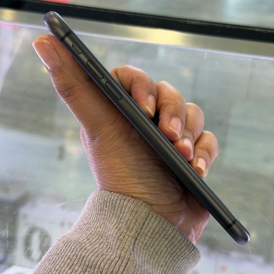 iPhone11 64GB สีดำ เครื่องศูนย์ โมเดลTH ครบยกกล่อง🔥🔥 รูปที่ 4