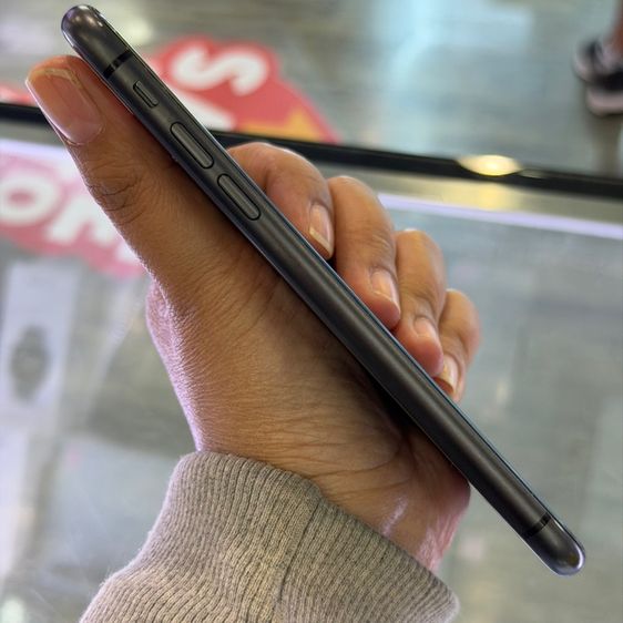 iPhone11 64GB สีดำ เครื่องศูนย์ โมเดลTH ครบยกกล่อง🔥🔥 รูปที่ 4