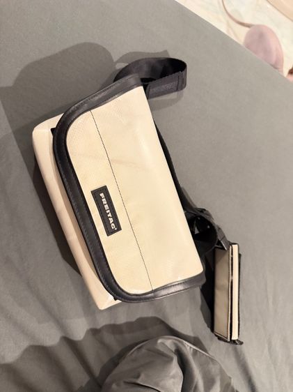 รับซื้อ FREITAG ทุกรุ่น รูปที่ 4