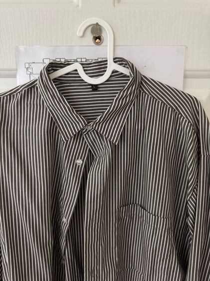 เสื้อเชิ้ตสีน้ำตาล รูปที่ 2