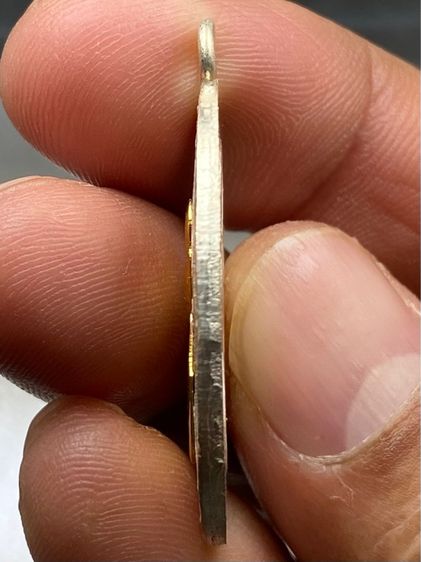 เหรียญหลวงพ่อฉุยหน้ากากทอง  รูปที่ 4