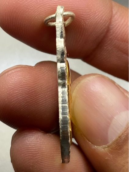 เหรียญหลวงพ่อเงินหน้ากากทอง รูปที่ 3