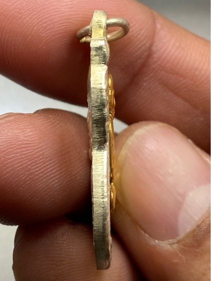 เหรียญเลื่อนสมณศักดิ์ 08 หน้ากากทอง พร้อมกล่อง รูปที่ 3