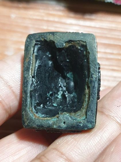 รูปหล่อรุ่นแรกหลวงปู่พ่อท่านขำ วัดเกาะเพชร อ.หัวไทร จ.นครศรีธรรมราช ไม่ทราบปีที่ออก แต่ดูน่าตาหลวงพ่อยังหนุ่มอยู่ หาชมยากพบเจอน้อย พระแท้ รูปที่ 8