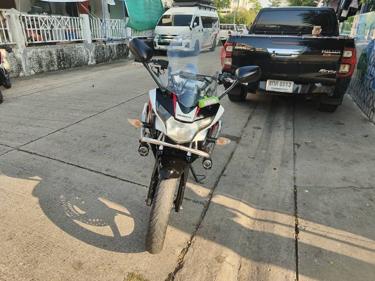 🛵ยังไงก็ขาย CBR150 ปี 57 เครื่องดี สีสวย สตาร์ทมือ  รถบ้านพร้อมใช้งาน เปลี่ยนน้ำมันเครื่องฟรี ส่งฟรี30กิโล รูปที่ 4