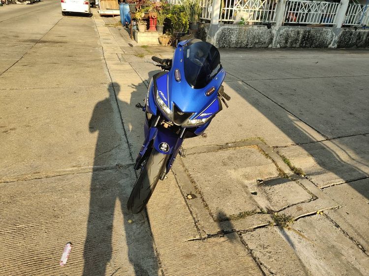 🛵ยังไงก็ขาย R15 ปี 61 เครื่องดี สีสวย สตาร์ทมือ เล่มชุดโอนครบ+เปลี่ยนถ่ายน้ำมันเครื่องฟรี ส่งฟรี30 ก.ม รูปที่ 4