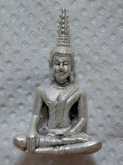 พระใสขายยกชุด5องค์2500บาท