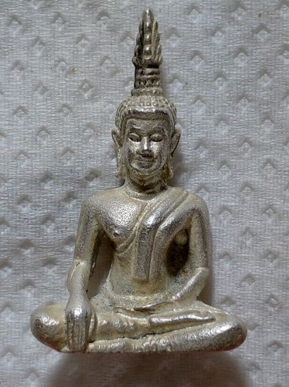 พระใสขายยกชุด5องค์2500บาท รูปที่ 3