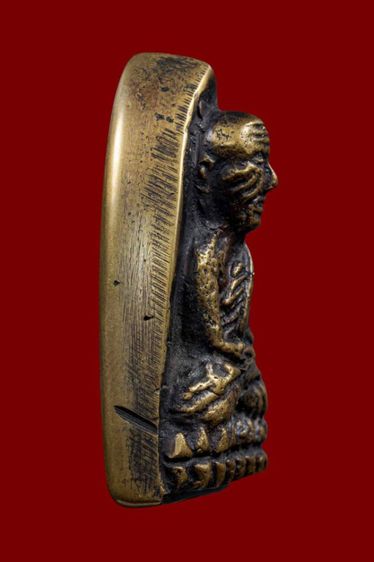 หลวงปู่ทวดวัดคอกหมู 💯 รับประกันพระแท้มาตรฐานสากล รูปที่ 3