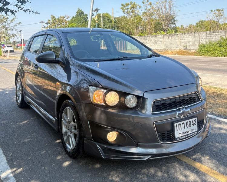 รถ Chevrolet Sonic  1.4 LT สี เทา