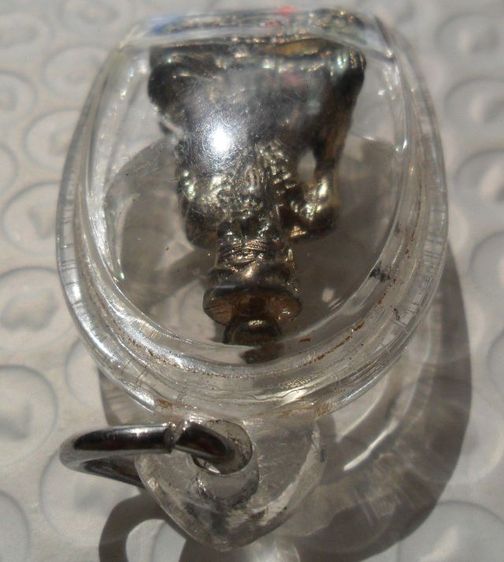 พระหล่อหลวงพ่อเพชรเนื้อโลหะเก่าค่ะ รูปที่ 12