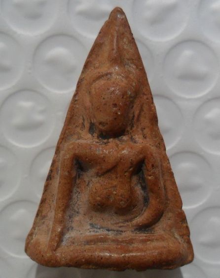 พระกรุพระลือลำพูนเนื้อกินเก่าค่ะ รูปที่ 7