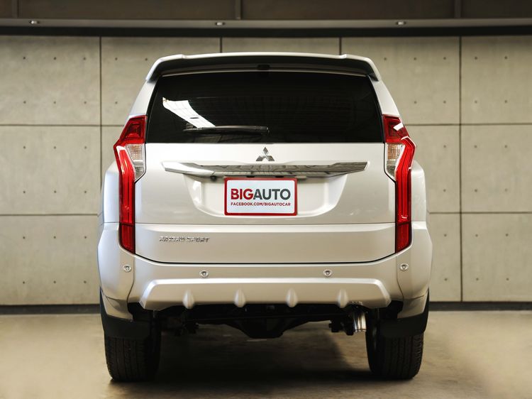 Mitsubishi Pajero Sport 2016 2.4 GT Utility-car ดีเซล ไม่ติดแก๊ส เกียร์อัตโนมัติ บรอนซ์เงิน รูปที่ 4