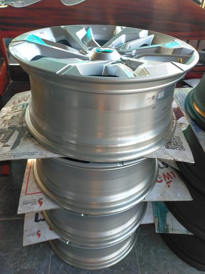 แม็กอีซูซู ใหม่ป้ายแดงไร้รอย ขอบ18 กว้าง7.5 et33 รูปที่ 13