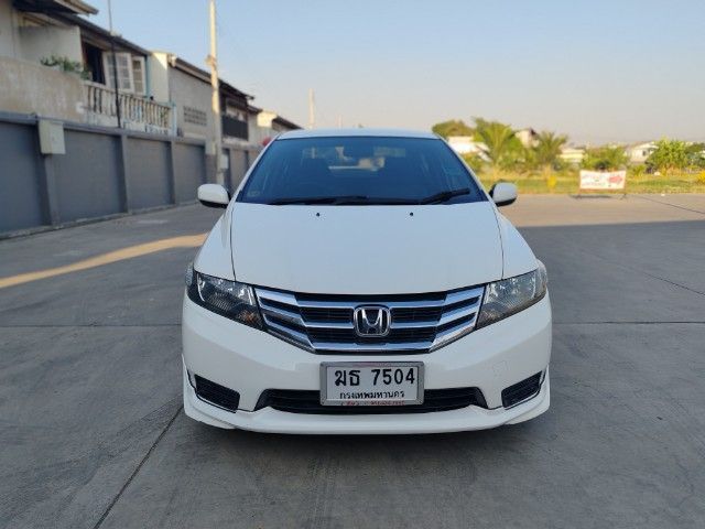 Honda City 2012 1.5 S i-VTEC Sedan เบนซิน ไม่ติดแก๊ส เกียร์อัตโนมัติ ขาว รูปที่ 2