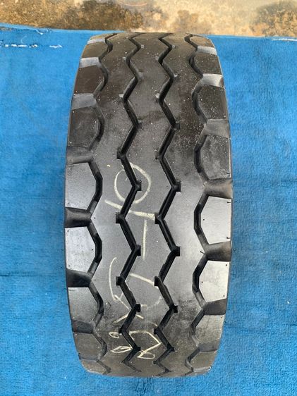 ยางรถยก forklift toyo tire ขนาด 23 x 9 - 10 ยางเก่าปี รูปที่ 3