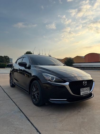 Mazda Mazda 2 2022 1.3 Sports Sedan เบนซิน ไม่ติดแก๊ส เกียร์อัตโนมัติ ดำ รูปที่ 3