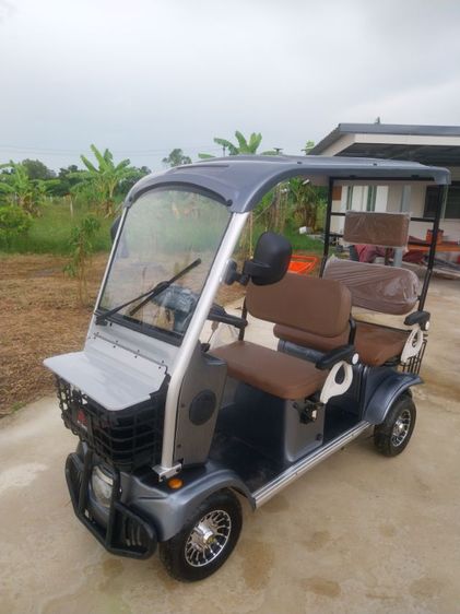 รถไฟฟ้า4ล้อ