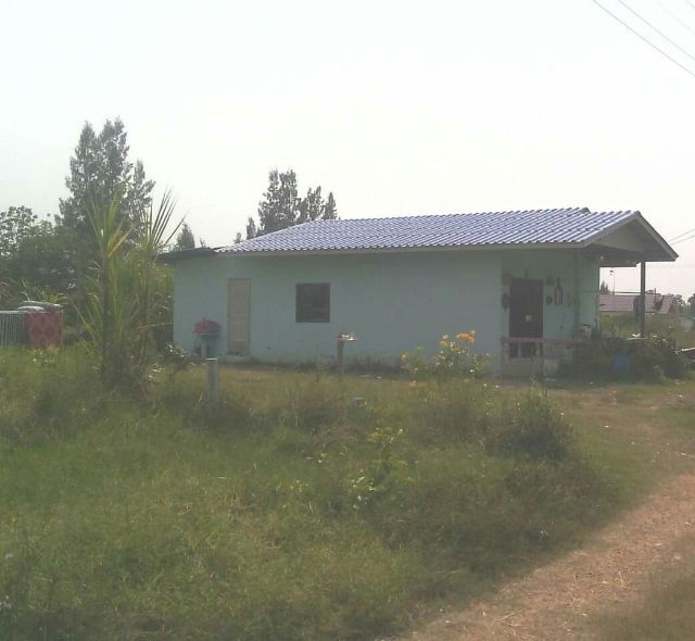 ขายบ้านพร้อมที่ดิน102ตรว2ห้องนอน2ห้องน้ำ1ห้องโถง1ห้องห้อง รูปที่ 2