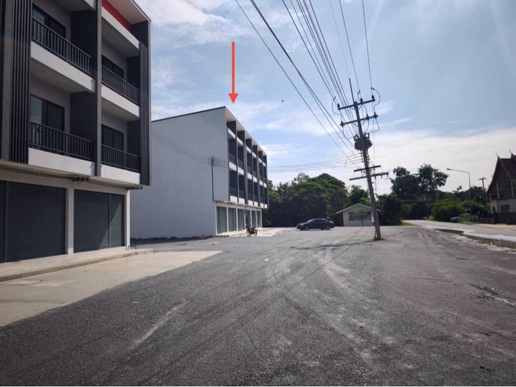 ใช่ ขายอาคารพานิชย์ 3 ชั้น เยื้องวัดบางนมโค อ.เสนา จ.พระนครศรีอยุธยา รูปที่ 2