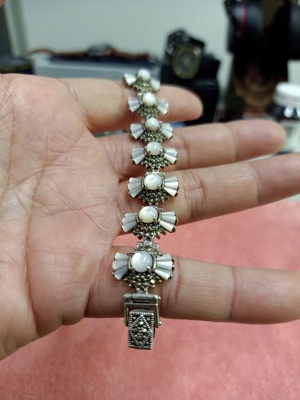 สร้อยข้อมือเงินแท้ประดับมุก รูปที่ 10