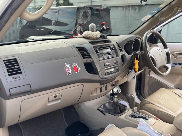 Toyota Fortuner 2007 3.0 V 4WD Utility-car ดีเซล เกียร์อัตโนมัติ บรอนซ์ทอง รูปที่ 4
