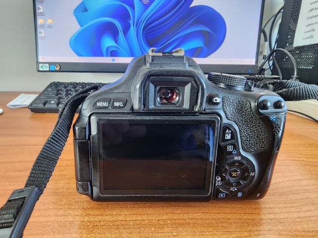 Canon กล้อง DSLR ไม่กันน้ำ กล้อง Cannon