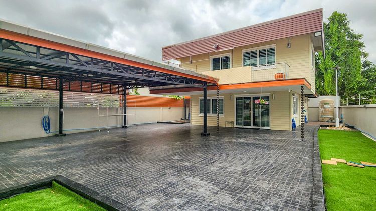 Renovated Move-In Ready 2-Bed Home in Pa Tan, Chiang Mai