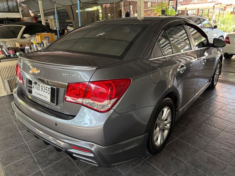 Chevrolet Cruze 2013 1.8 LS Sedan เบนซิน ไม่ติดแก๊ส เกียร์อัตโนมัติ เทา รูปที่ 3