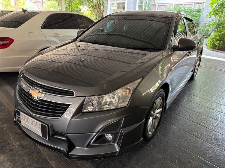 2013 chevrolet cruze 1.8LS