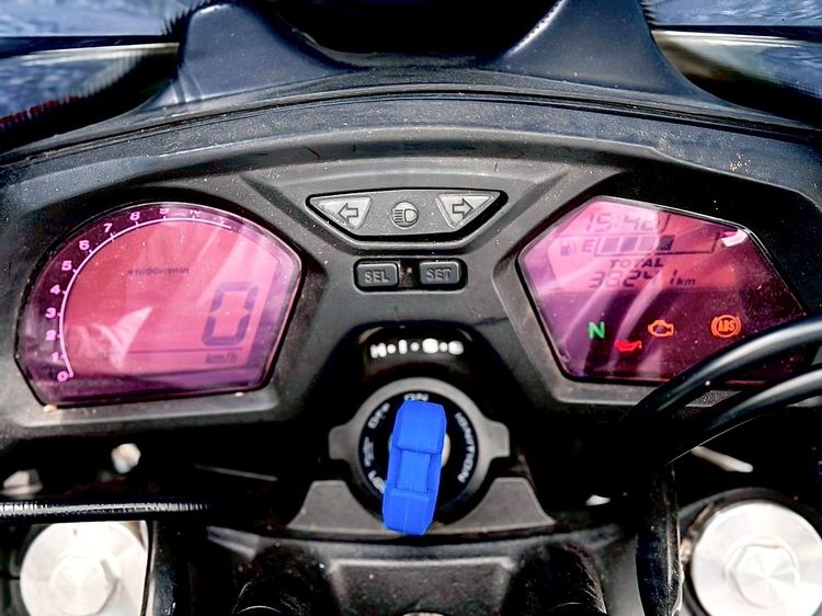 Honda CB650F โครงแดง ปี 2016 รูปที่ 13
