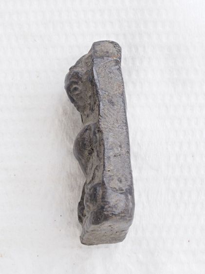 พระผงสุพรรณเนื้อดิน 04116808 รูปที่ 3