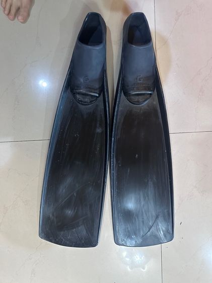 ไม่ระบุ ว่ายน้ำและกีฬาทางน้ำ อื่นๆ อุปกรณ์ดำน้ำ สภาพดี เหมือนใหม่