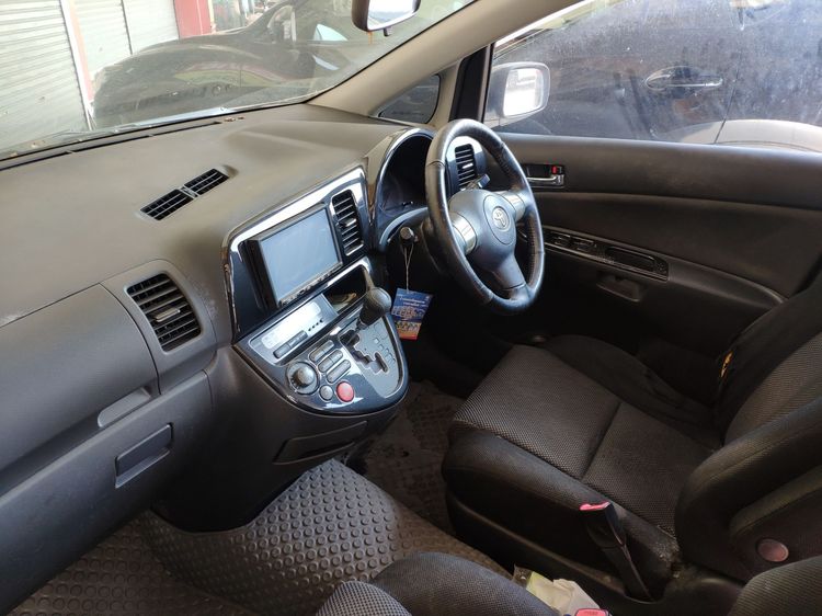 Toyota Wish 2004 2.0 Q Sedan เบนซิน เกียร์อัตโนมัติ บรอนซ์เงิน รูปที่ 3