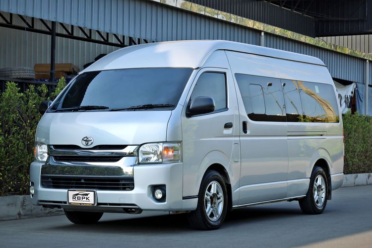 Toyota Commuter 2019 3.0 Van ดีเซล ไม่ติดแก๊ส เกียร์อัตโนมัติ เทา
