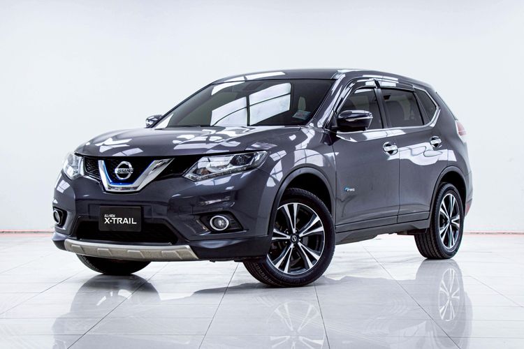 รถ Nissan X-Trail 2.0 E Hybrid สี เทา