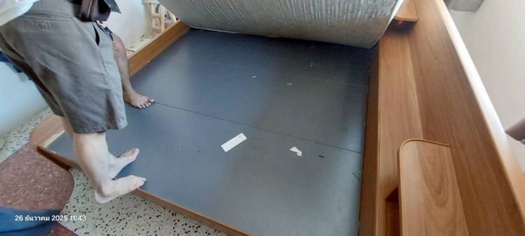 เตียงนอน 6 ฟุต ของ SB สภาพดี รูปที่ 8