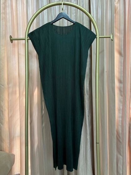Pleats Please