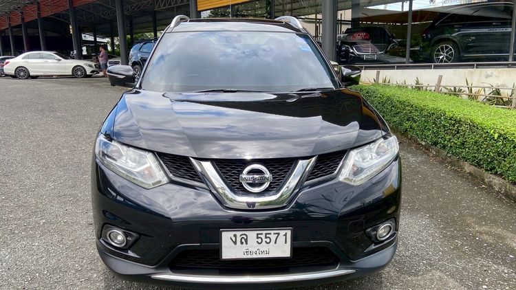 รถ Nissan X-Trail 2.5 VL 4WD สี ดำ