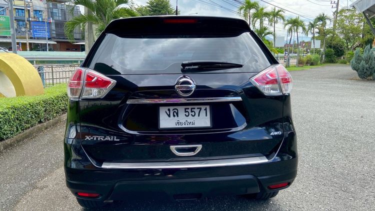 Nissan X-Trail 2015 2.5 VL 4WD Utility-car เบนซิน ไม่ติดแก๊ส เกียร์อัตโนมัติ ดำ รูปที่ 4