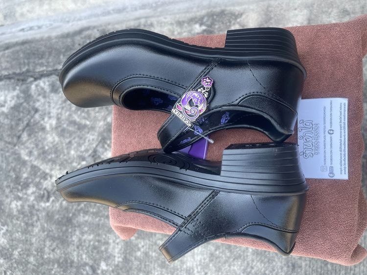 รองเท้านักเรียนหญิง Catcha Size38 มีน้อย สภาพใหม่กริ๊บ รูปที่ 5