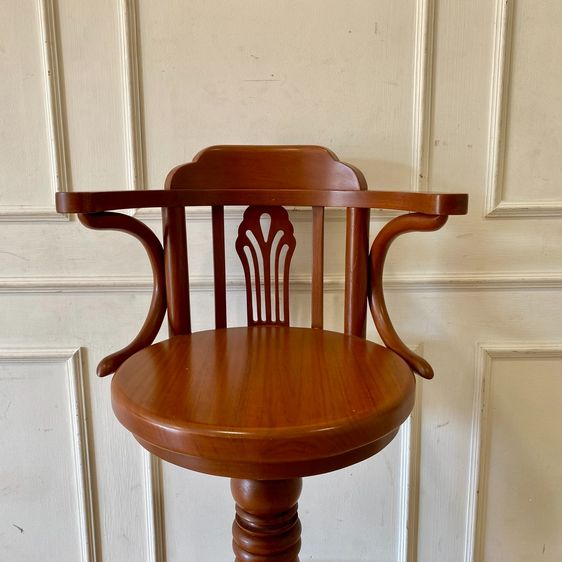 ตู้บาร์สูงโครงไม้สัก 3 ชั้น บานเปิดกระจก พร้อมเก้าอี้บาร์ไม้สัก รูปที่ 14