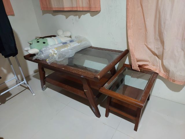 ชุดโต๊ะกลาง โต๊ะข้าง ไม้ เก่า